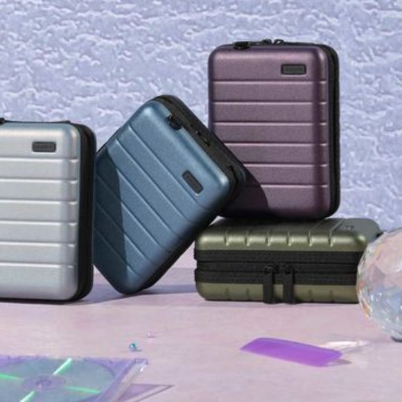 AWAY The mini small travel essential toiletry case hard zip around in SILVER - Picture 8 of 8